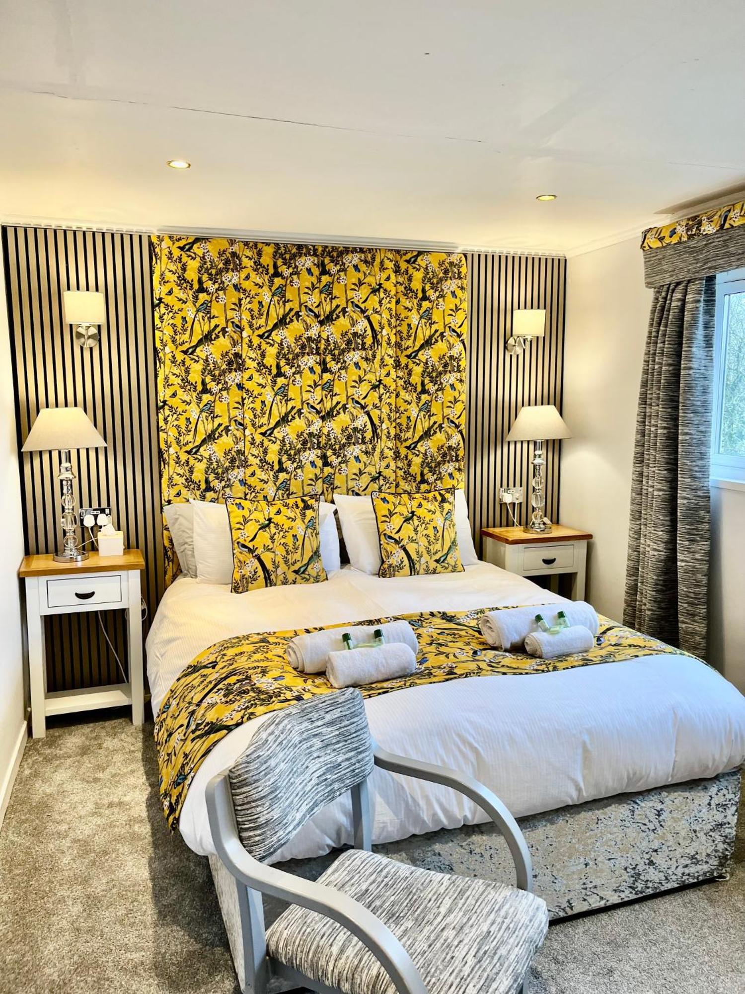 Scottish Equi B&B Lanark Eksteriør billede