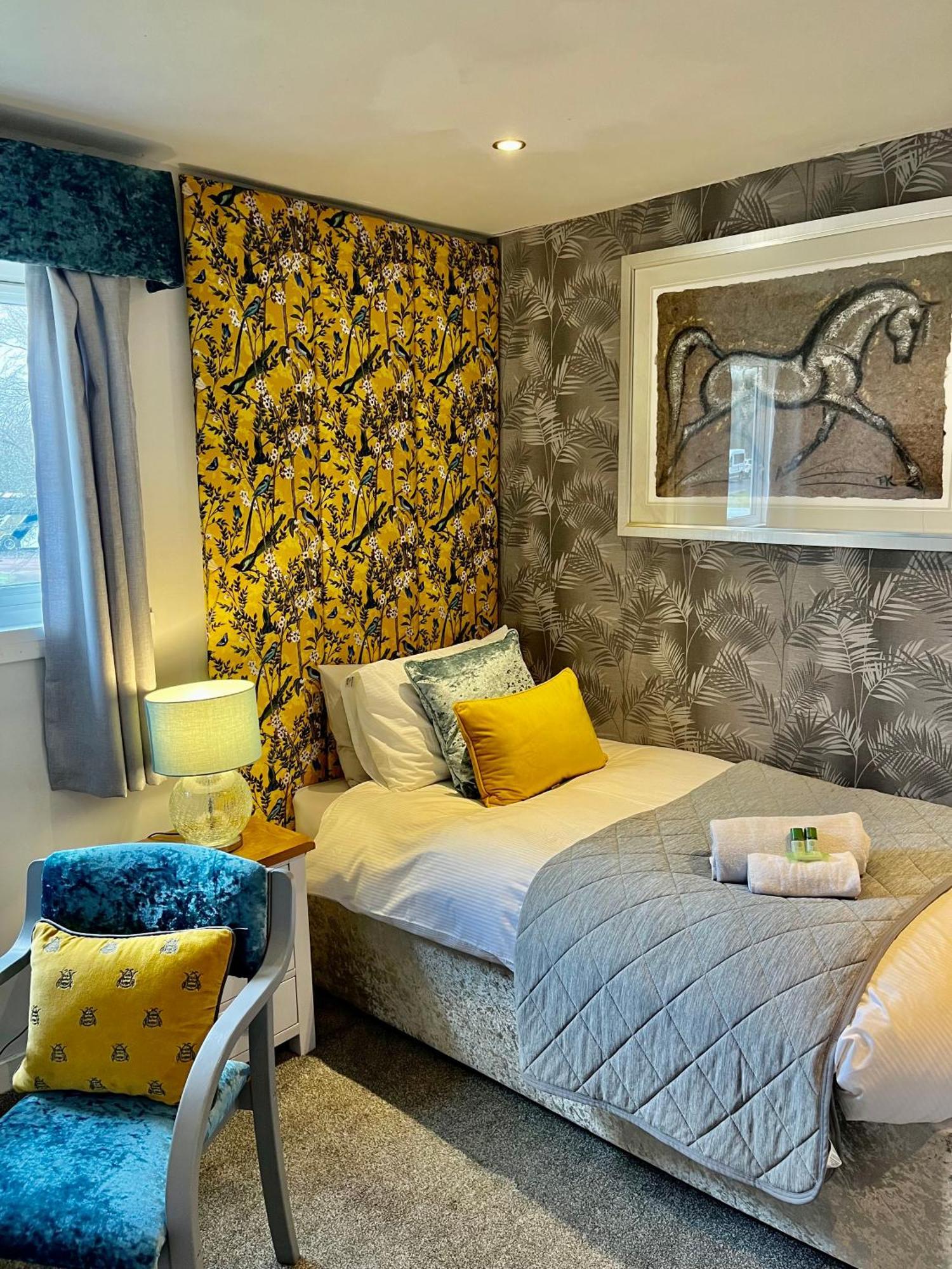 Scottish Equi B&B Lanark Eksteriør billede