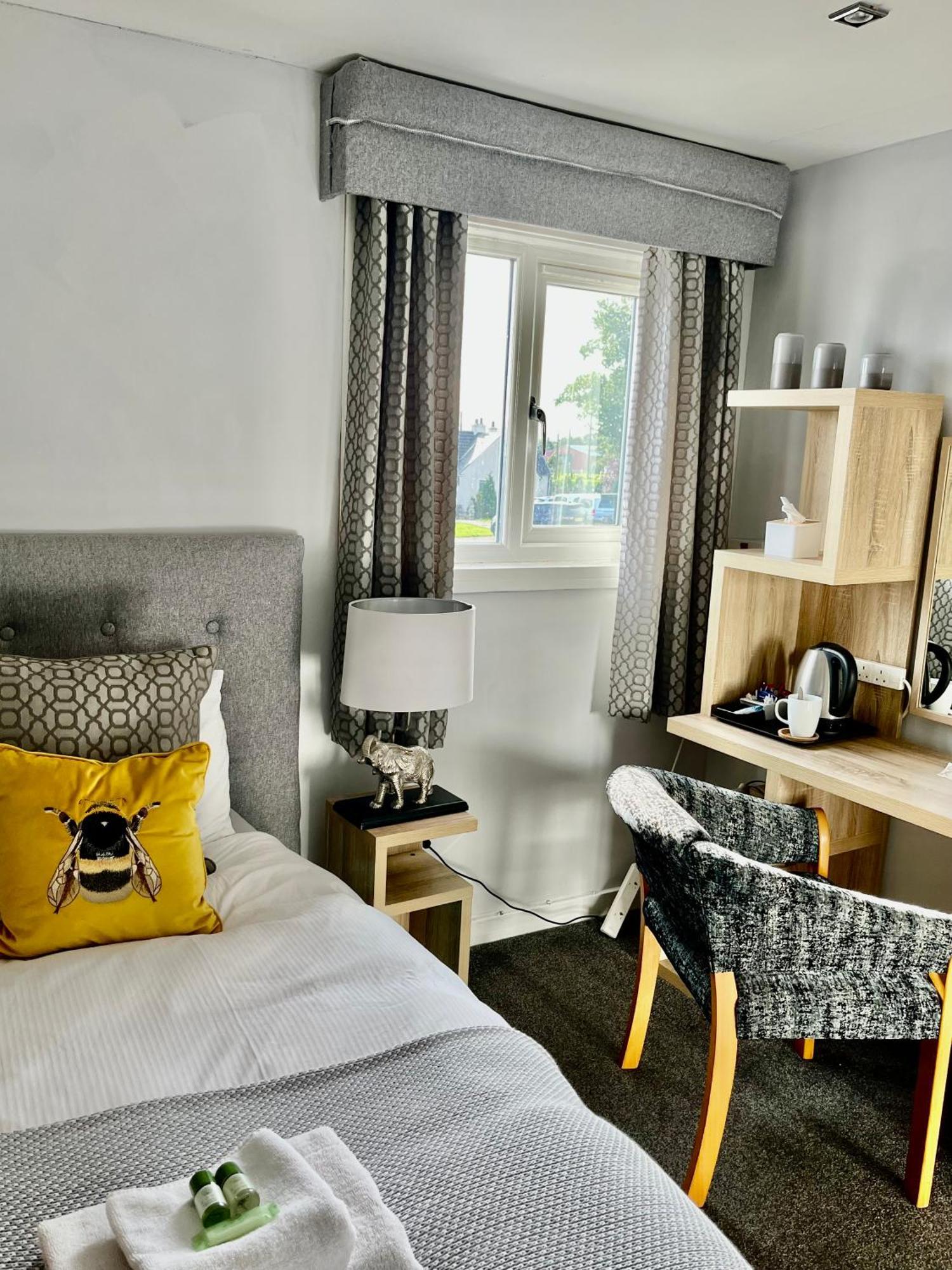 Scottish Equi B&B Lanark Eksteriør billede