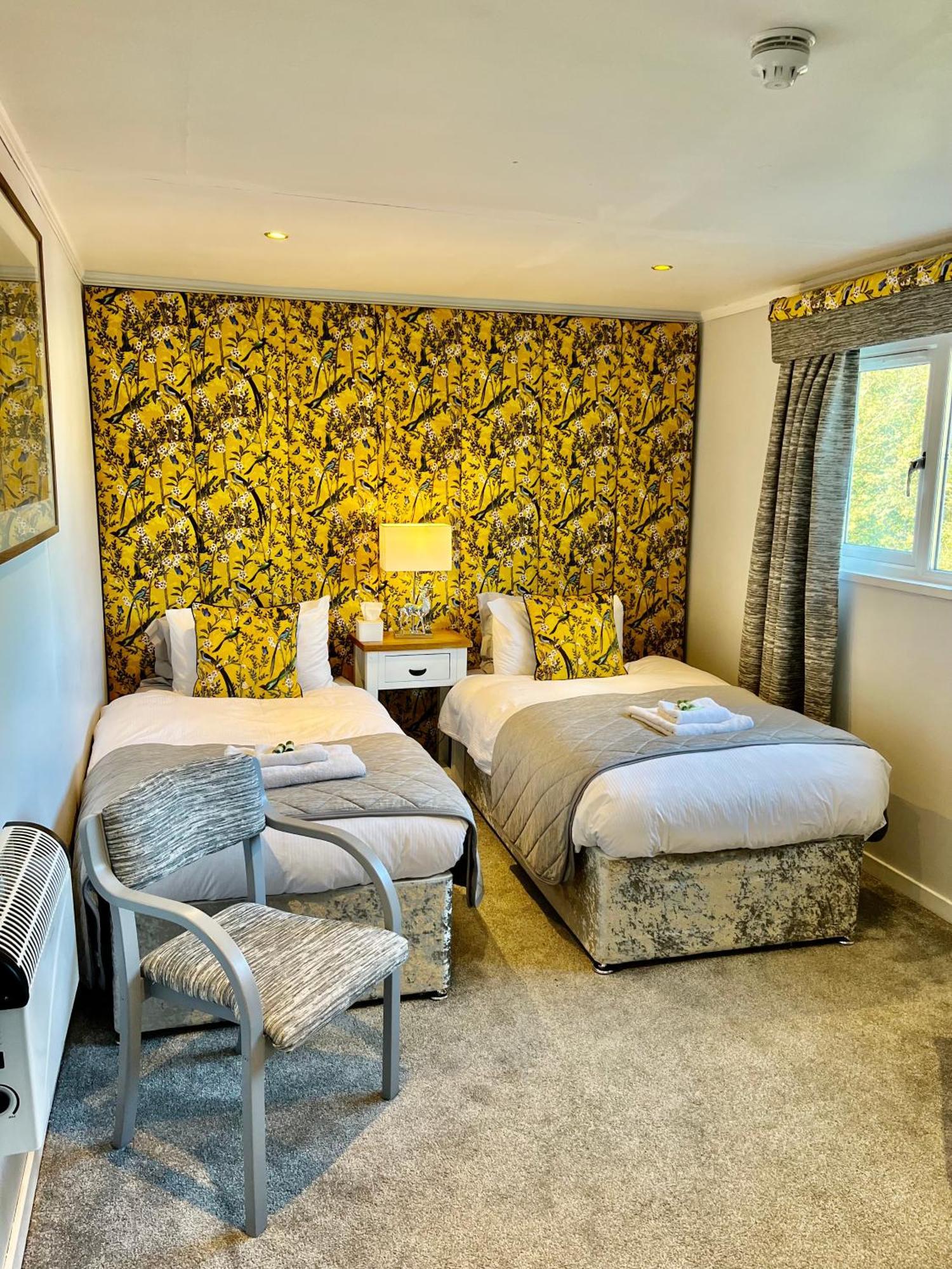 Scottish Equi B&B Lanark Eksteriør billede